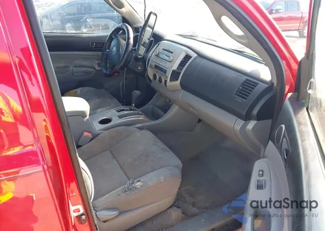 2006 Toyota Tacoma Prerunner V6 z USA, uszkodzony, nr VIN 3TMKU72N46M009773